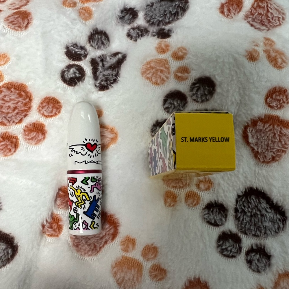 MAC x Viva Glam Haring- St. Marks Yellow- BNIB